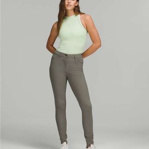 lululemon City Sleek Slim-Fit 5 Pocket High-Rise Pant size28 Grey Sage